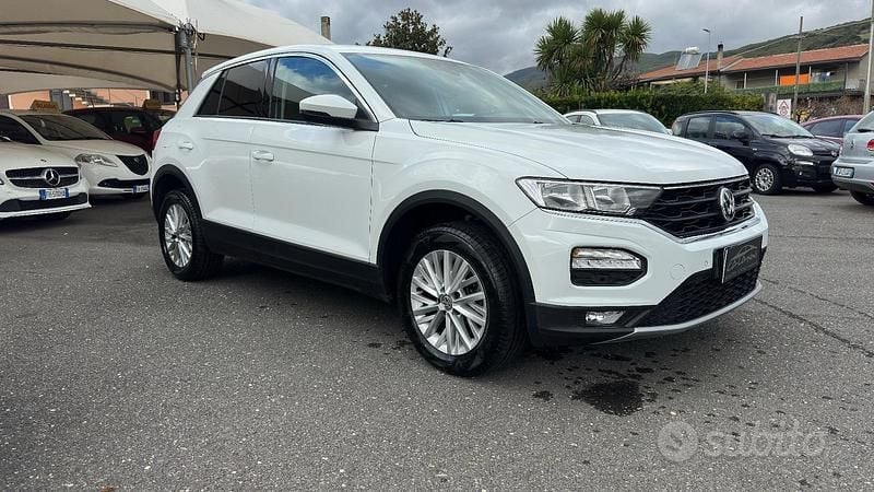 Usata VW T-Roc Business 116 CV (85 kW) 2019 Bianco SUV