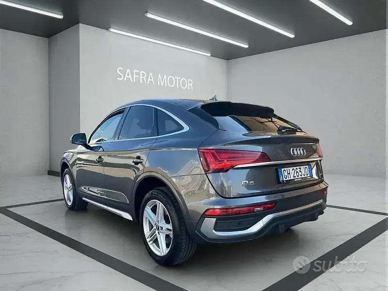Usata Audi Q5 Sportback S-Line 203 CV (149 kW) 2021 Grigio SUV