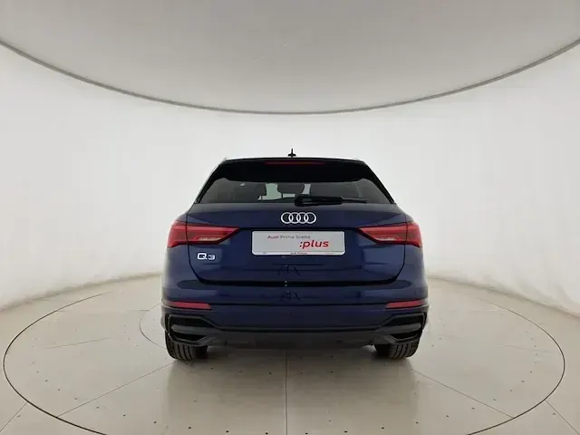 Usata Audi Q3 S-Line 150 CV (110 kW) 2023 Blu navarra metallizzato SUV