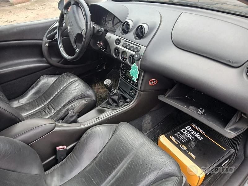 Begagnad Ford Cougar 1998 Grå Sportkupé