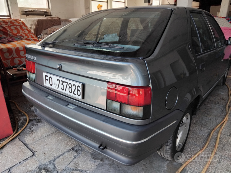 Usato 1990 Renault 19 LPG_Hybrid (3.000 €)