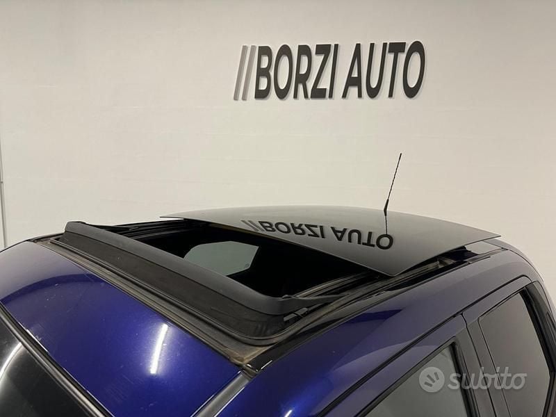 Usata Nissan Juke Tekna 116 CV (85 kW) 2015 Blu SUV