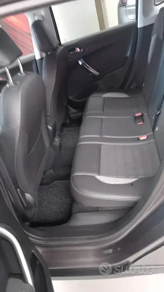 Usata Peugeot 2008 Allure 99 CV (72 kW) 2016 Grigio SUV