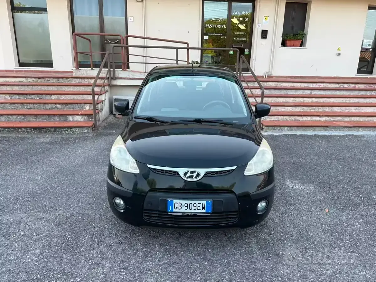 Usata Hyundai i10 Style 64 CV (47 kW) 2010 Nero Utilitaria