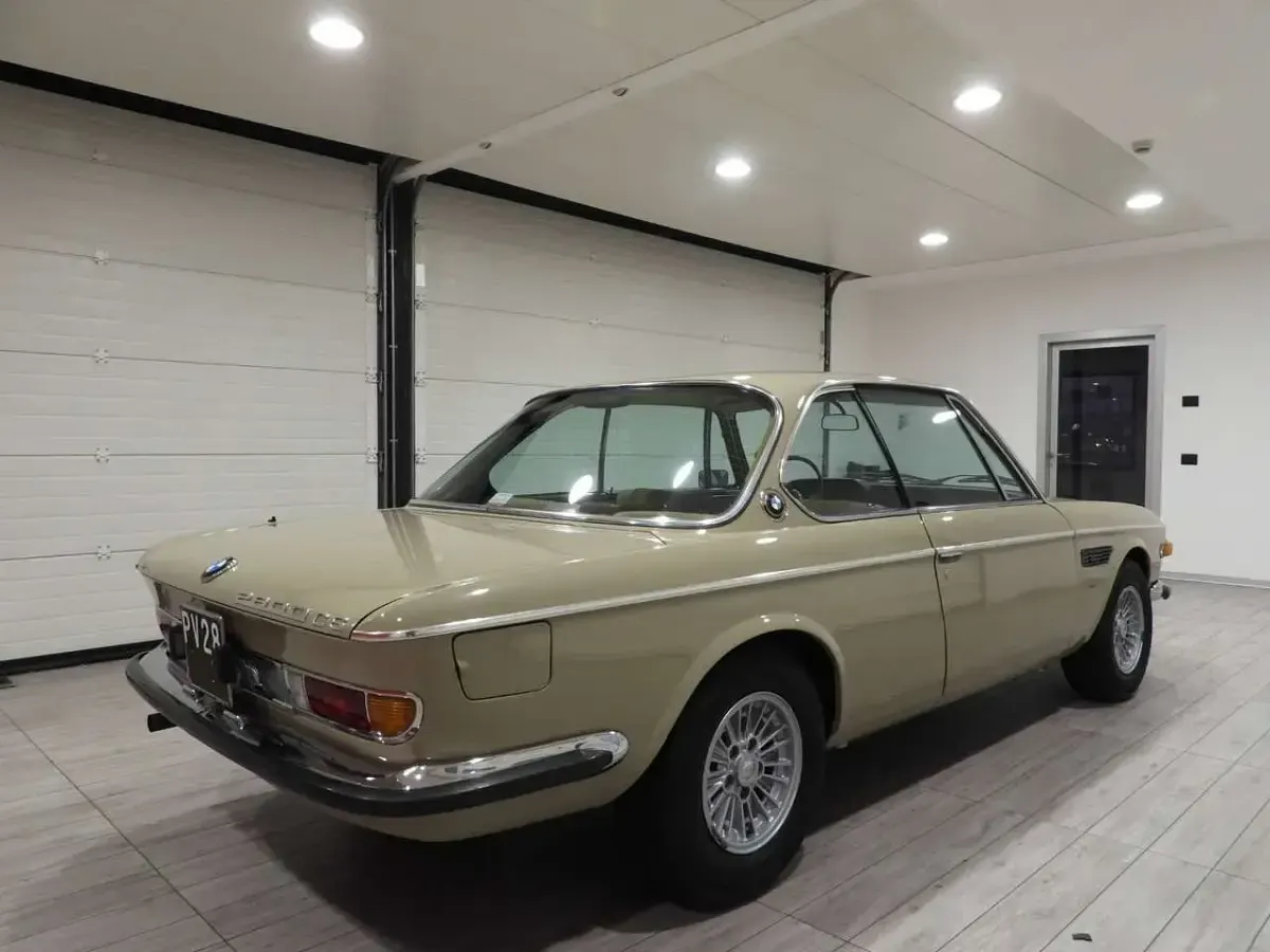Usata BMW 2800 Efficient Dynamics 170 CV (125 kW) 1970 Bmw nevada Coupé