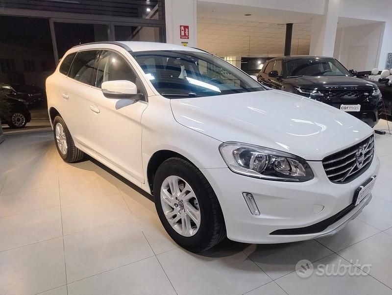 Usado Volvo XC60 Business Edition 150 CV (110 kW) 2017 Blanco SUV