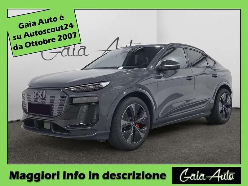 Usata Audi SQ6 Sportback e-tron Ambiente 380 kW (517 CV) 2025 Grigio SUV