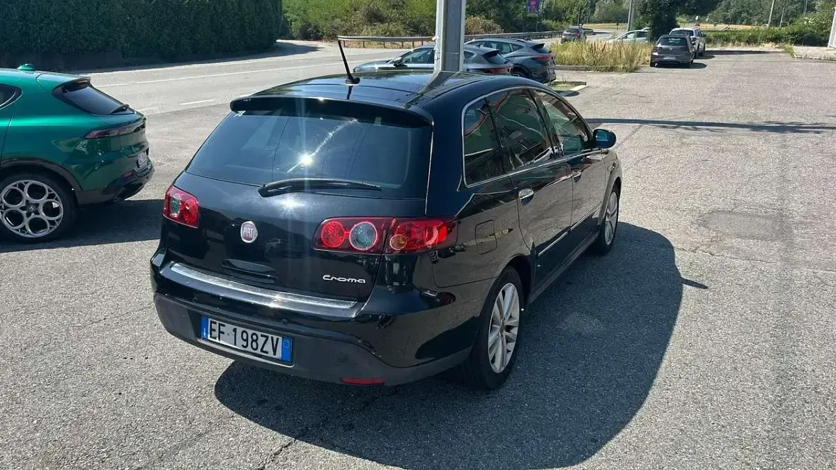 Usata Fiat Croma Dynamic 150 CV (110 kW) 2011 Nero Station wagon