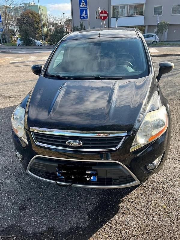 Usata Ford Kuga 136 CV (100 kW) 2008 Nero SUV