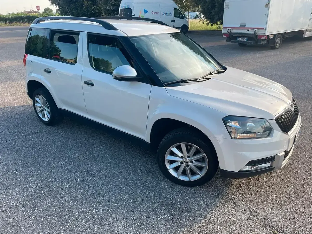 Usata Skoda Yeti GreenLine 105 CV (77 kW) 2016 Bianco SUV