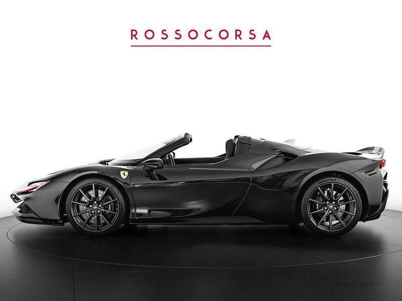 Usata Ferrari SF90 999 CV (734 kW) 2022 Nero Cabrio
