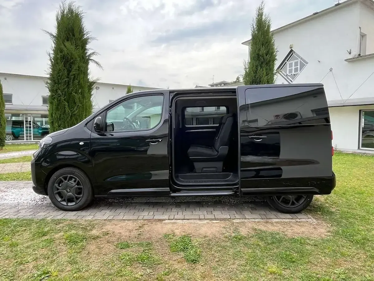Nuova Fiat Ulysse S 131 kW (179 CV) 2025 Nero perla Monovolume