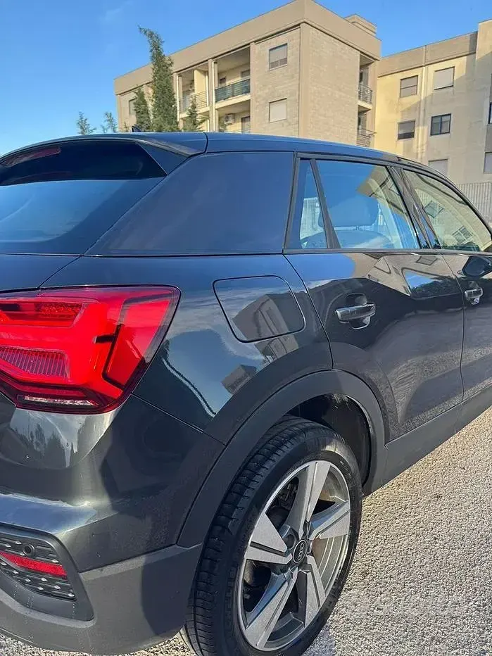 Usata Audi Q2 Admired 110 CV (80 kW) 2022 SUV