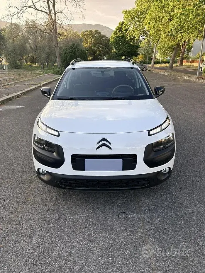 Usata Citroën C4 99 CV (72 kW) 2016 Bianco Berlina