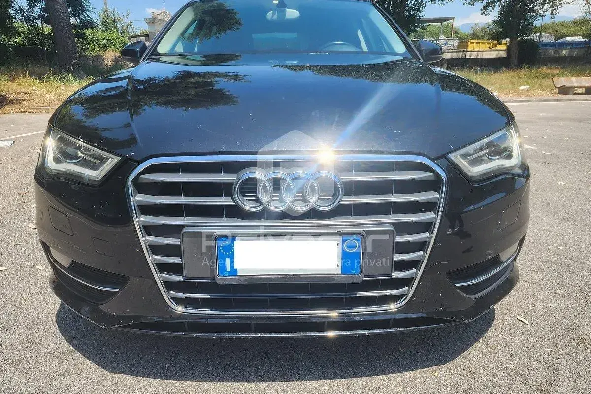 Usata Audi A3 Young 104 CV (76 kW) 2014 Nero Berlina
