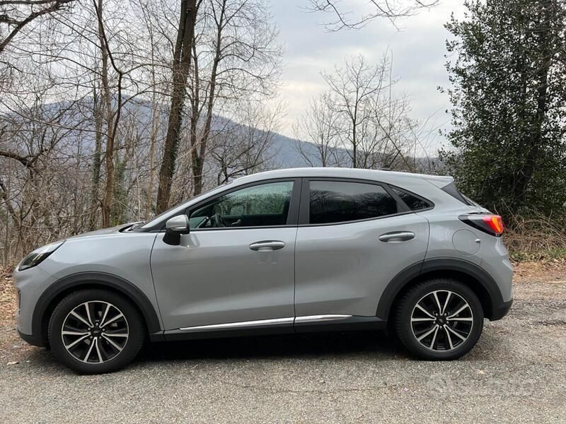 Usata Ford Puma 125 CV (91 kW) 2020 Grigio Berlina