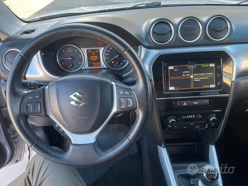 Usata Suzuki Vitara Cool 120 CV (88 kW) 2015 Grigio SUV