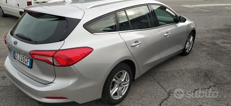 Usata Ford Focus Business Edition 120 CV (88 kW) 2020 Grigio Station wagon