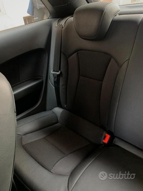 Usata Audi A1 S-Line 86 CV (63 kW) 2011 Grigio Utilitaria