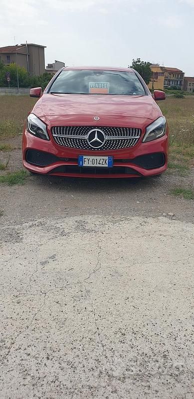 Usata Mercedes A180 AMG 109 CV (80 kW) 2019 Rosso Coupé