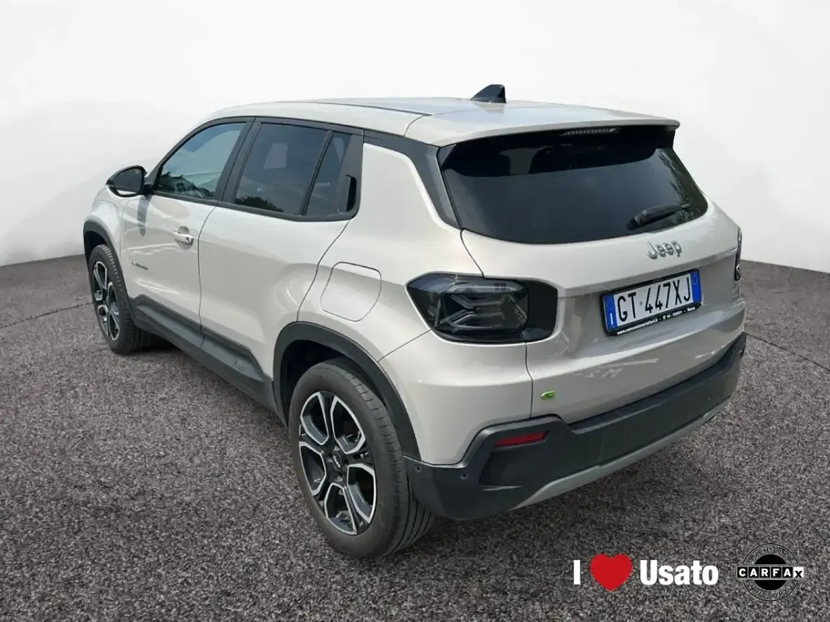 Usata Jeep Avenger Summit 110 CV (80 kW) 2024 Grigio SUV