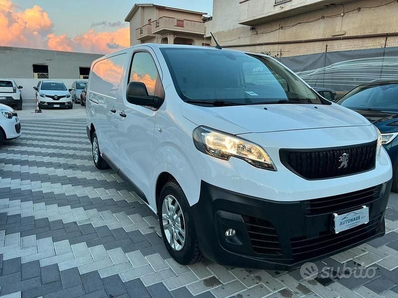 Usata Peugeot Expert Premium 101 CV (74 kW) 2022 Bianco Furgone