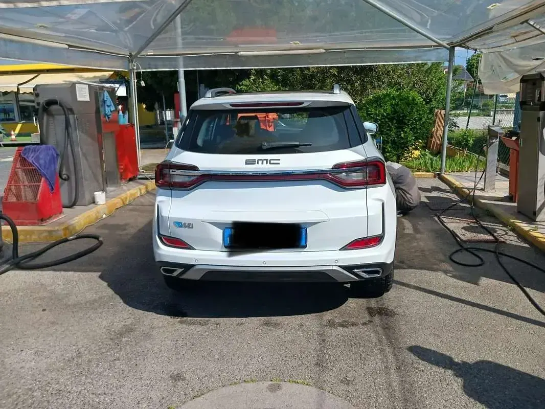 Usata EMC Wave 3 147 CV (108 kW) 2025 Bianco SUV