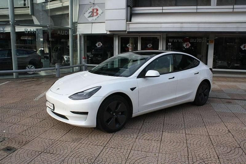 Bianco Usata 2023 Tesla Model 3 RWD Berlina | 27.300 € (Super prezzo) - Immagine 1/4