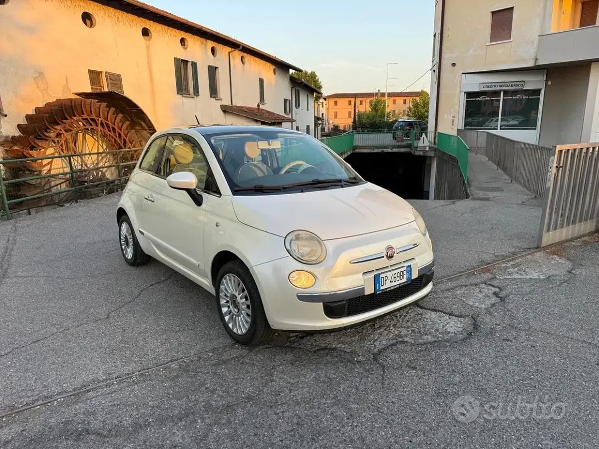 Usata Fiat 500 Lounge 69 CV (50 kW) 2008 Berlina