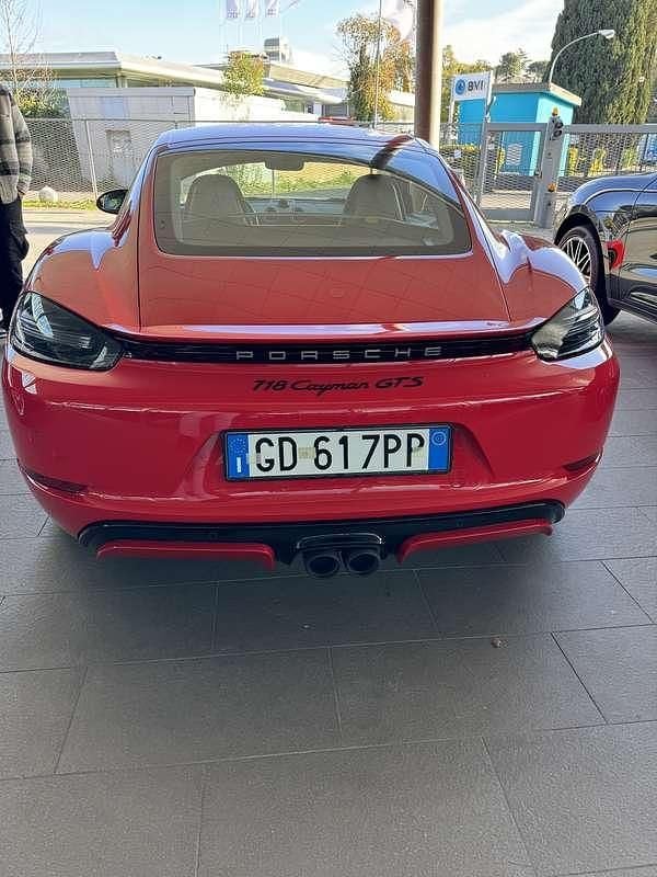 Usata Porsche 718 Cayman GTS 366 CV (269 kW) 2019 Rosso Coupé