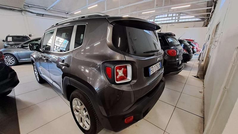Usata Jeep Renegade Limited 120 CV (88 kW) 2016 SUV