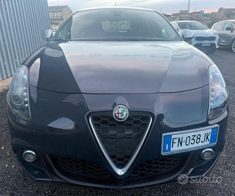 Usata Alfa Romeo Giulietta Super 120 CV (88 kW) 2018 Blu Utilitaria
