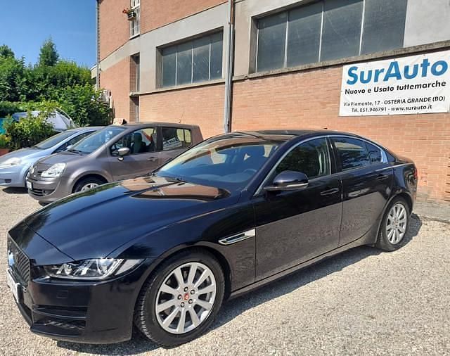 Usata Jaguar XE Pure 180 CV (132 kW) 2016 Nero Berlina