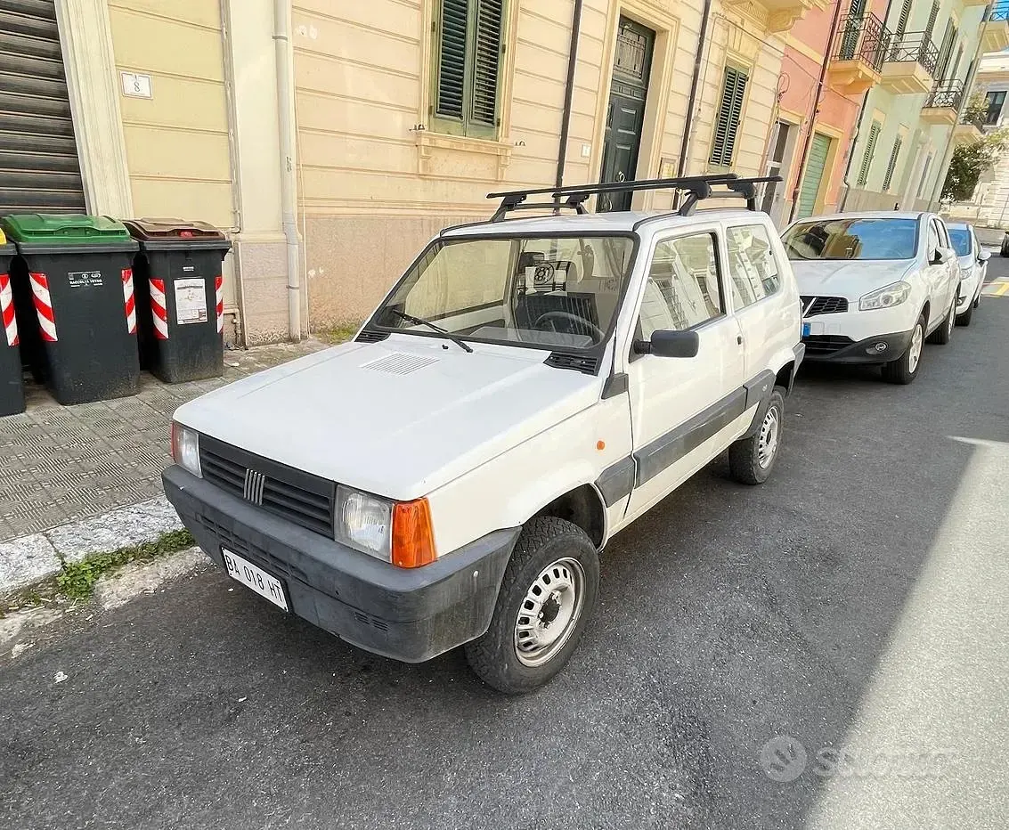 Usata Fiat Panda 4x4 54 CV (39 kW) 1998 Bianco Utilitaria