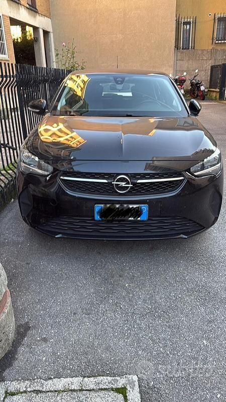 Nero Usata 2021 Opel Corsa Due volumi | 10.000 € (Ottimo prezzo) - Immagine 1/2