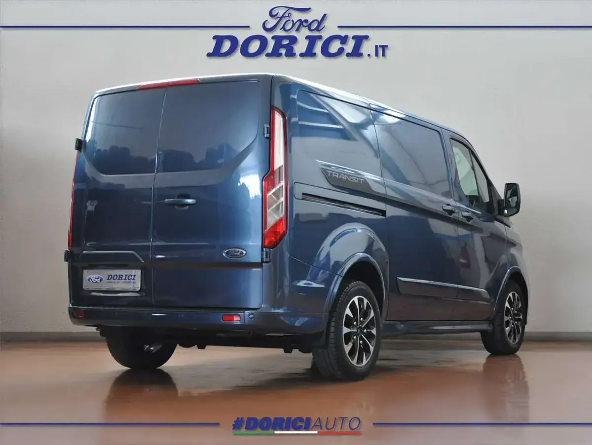 Usata Ford Transit Custom Sport 170 CV (125 kW) 2019 Blue chrome Furgone