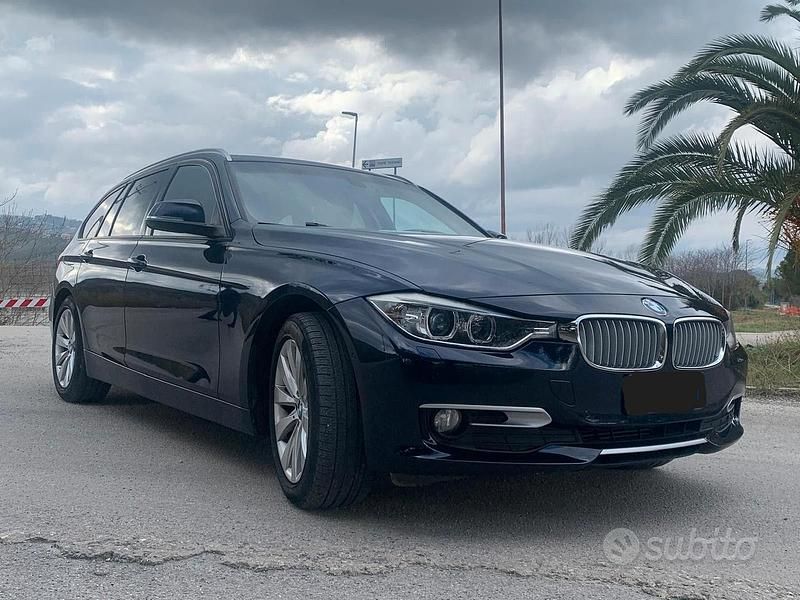 Usata BMW 318 Efficient Dynamics 143 CV (105 kW) 2014 Blu Station wagon