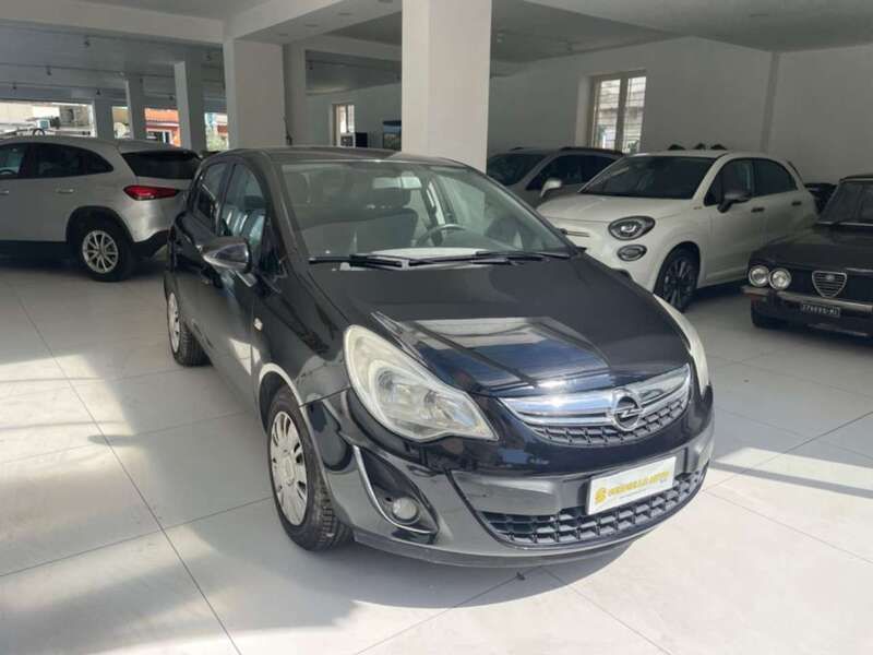 Usata Opel Corsa 86 CV (63 kW) 2011 Nero Berlina