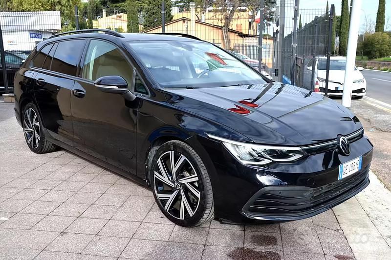 Usata VW Golf VIII 150 CV (110 kW) 2021 Nero Station wagon