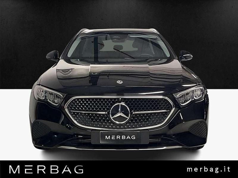 Usata Mercedes E220 Advanced 197 CV (144 kW) 2024 Nero Station wagon