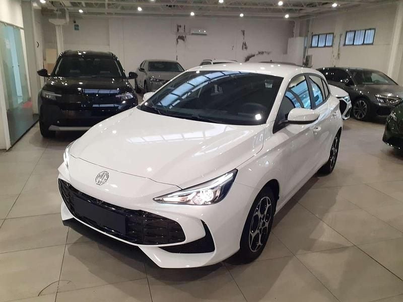 Nuova MG MG3 Luxury 102 CV (75 kW) 2026 Bianco Utilitaria