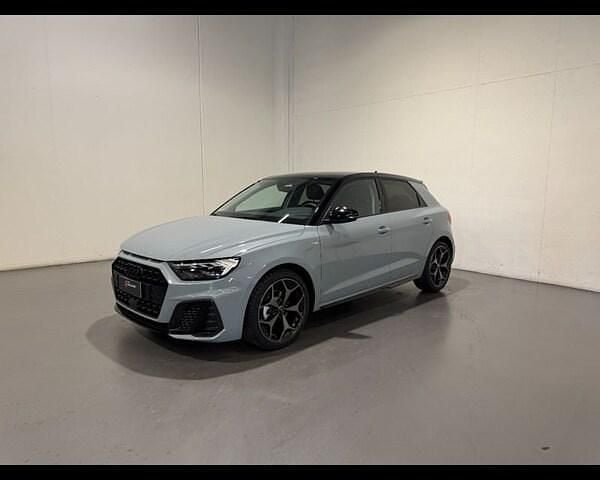 Nuova Audi A1 Ambiente 116 CV (85 kW) 2025 Grigio zinco perla Utilitaria