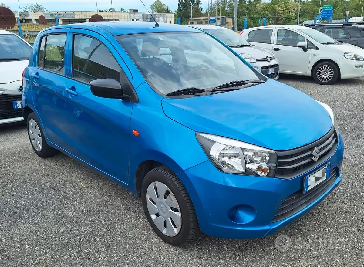 Usata Suzuki Celerio 68 CV (50 kW) 2016 Blu Utilitaria