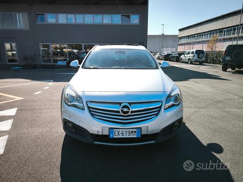 Usata Opel Insignia 163 CV (119 kW) 2015 Grigio Station wagon