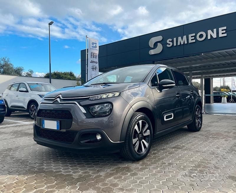 Usata Citroën C3 PureTech 110 CV (80 kW) 2024 Grigio Berlina