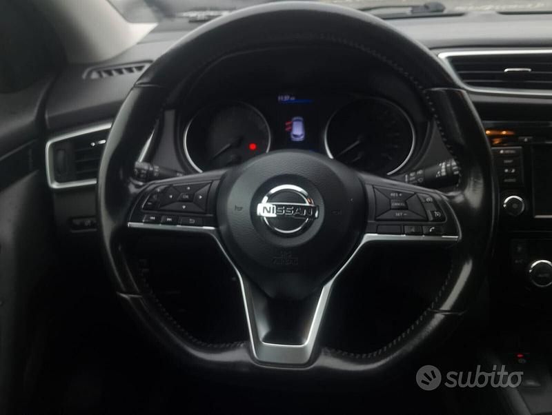 Usata Nissan Qashqai Tekna+ 140 CV (102 kW) 2019 Bianco SUV