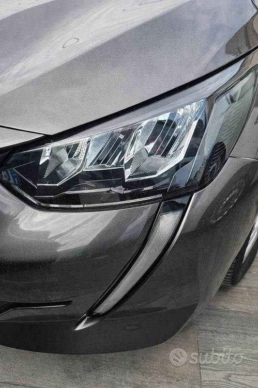 Usata Peugeot 208 75 CV (55 kW) 2020 Utilitaria