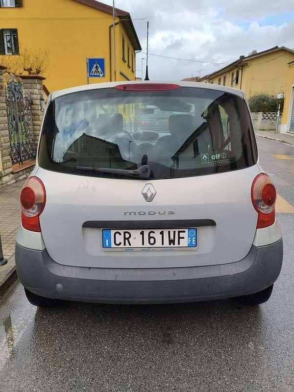 Usata Renault Modus Privilege 75 CV (55 kW) 2005 Monovolume