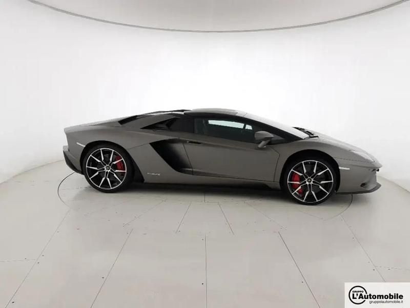 Usata Lamborghini Aventador 741 CV (545 kW) 2018 Grigio Cabrio