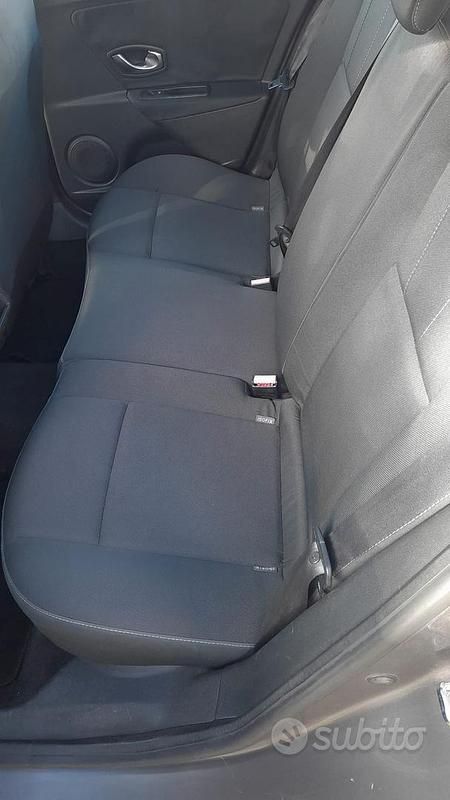 Usata Renault Mégane 2011 Grigio Berlina